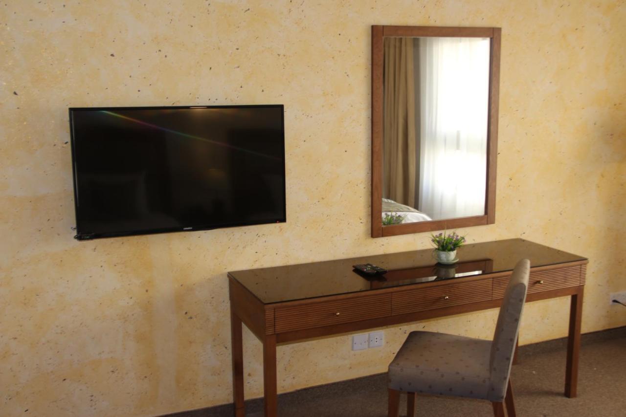 Saray Hotel Amman Extérieur photo