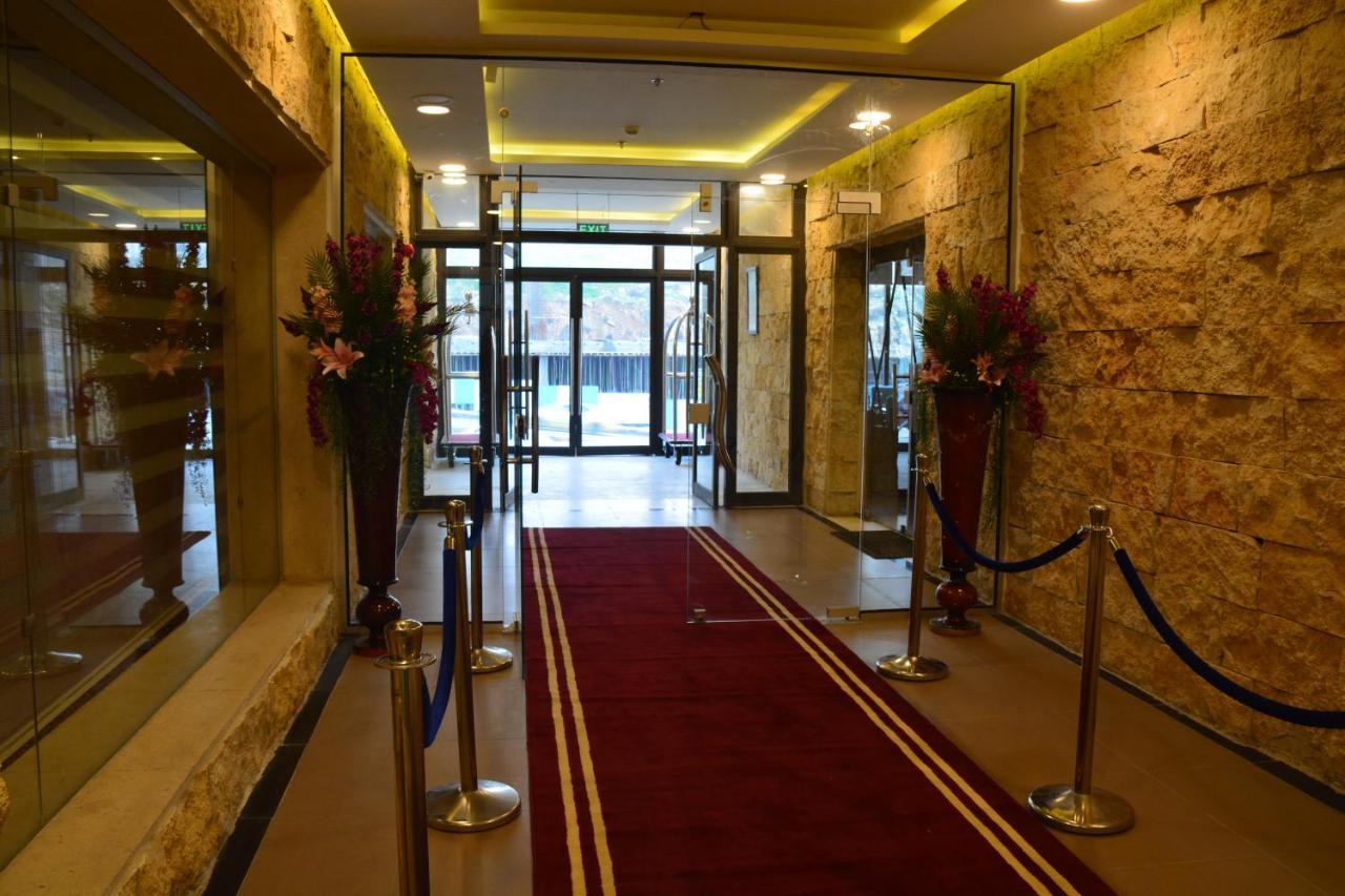Saray Hotel Amman Extérieur photo