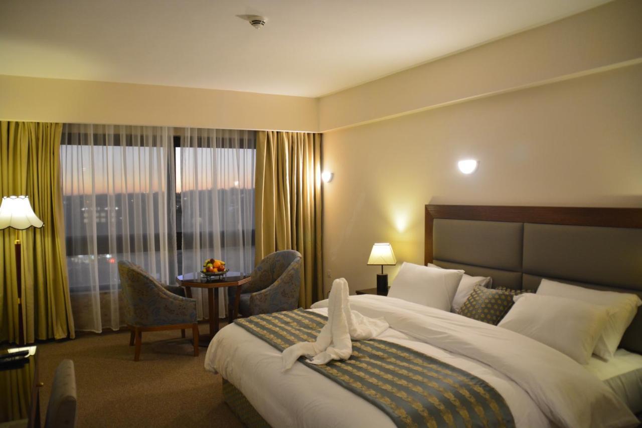 Saray Hotel Amman Extérieur photo